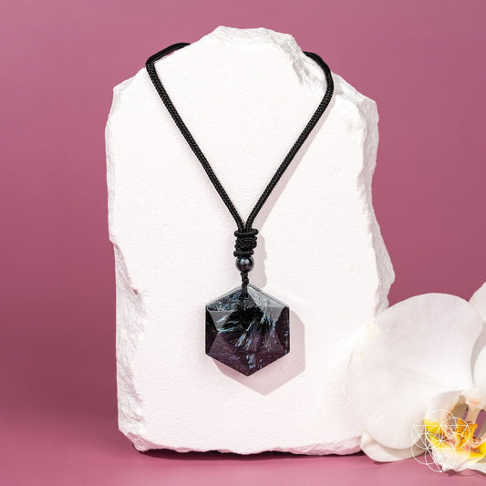 Arfvedsonite Clarity Pendant